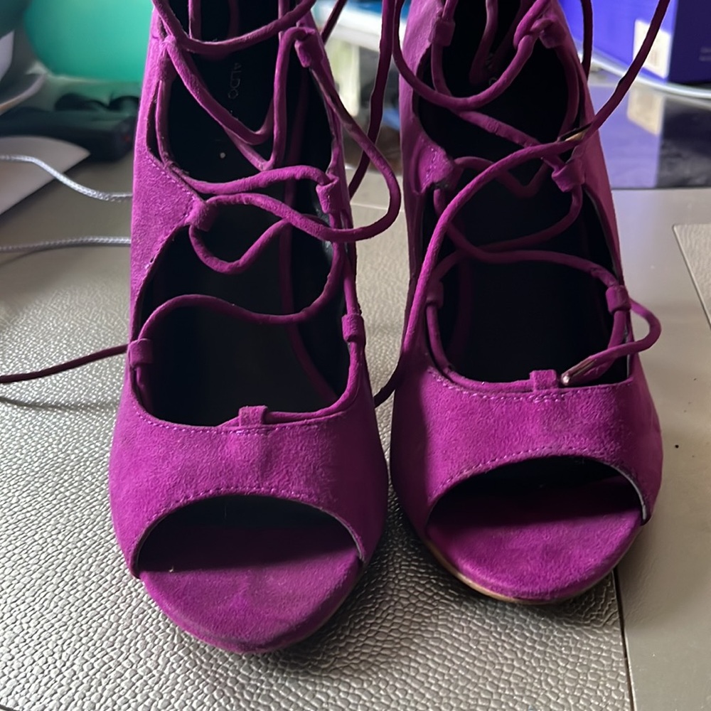Aldo purple heels size 8